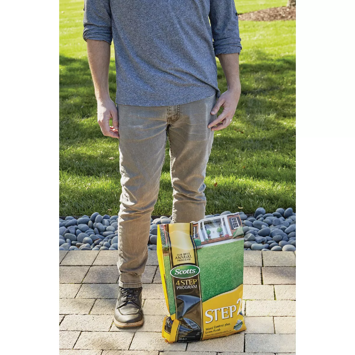 Scotts 4 Step Program Step 2 14.29 Lb. 5000 Sq. Ft. Weed Control Plus Lawn Food