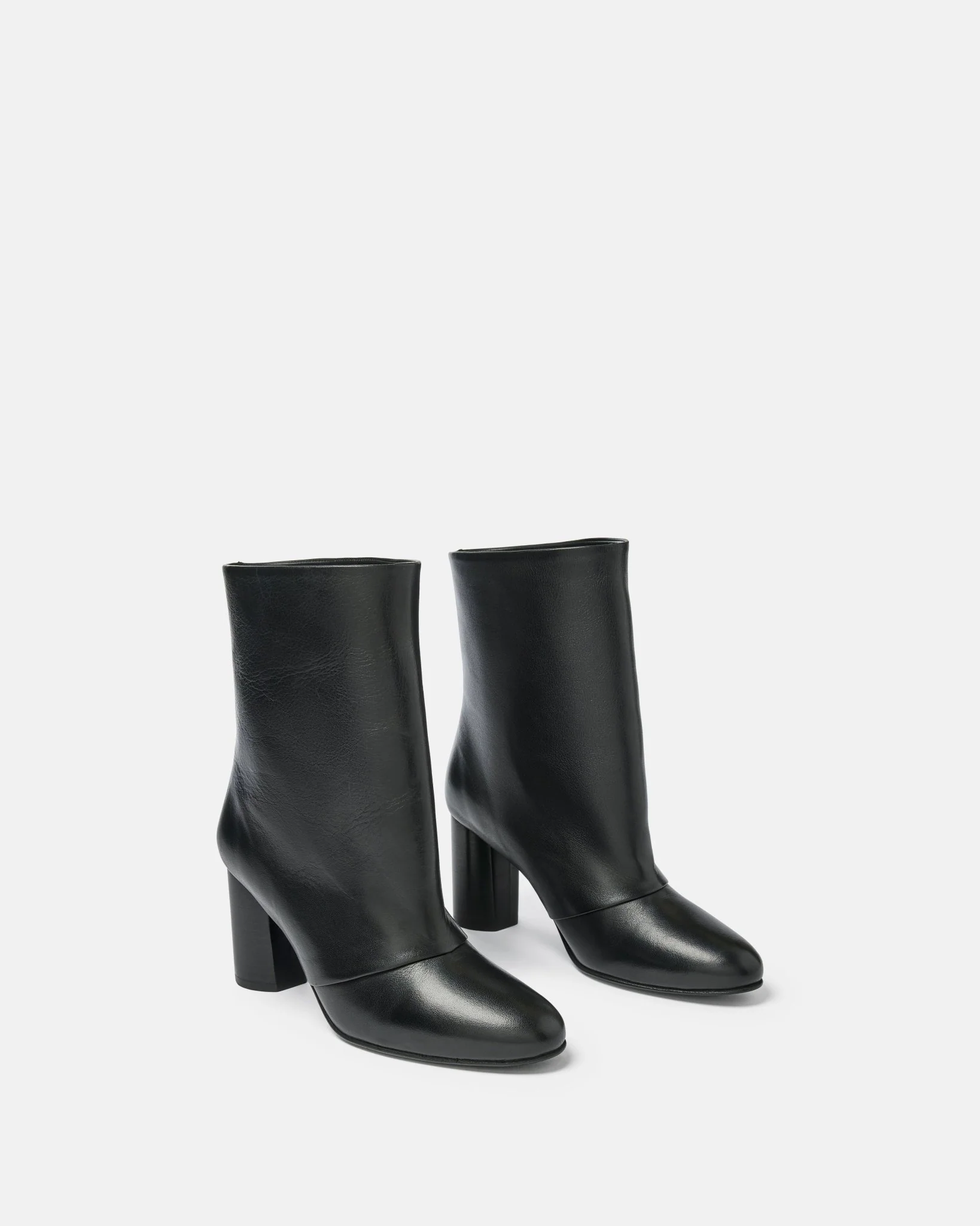 BOTTINES AEL - En cuir à talons noir