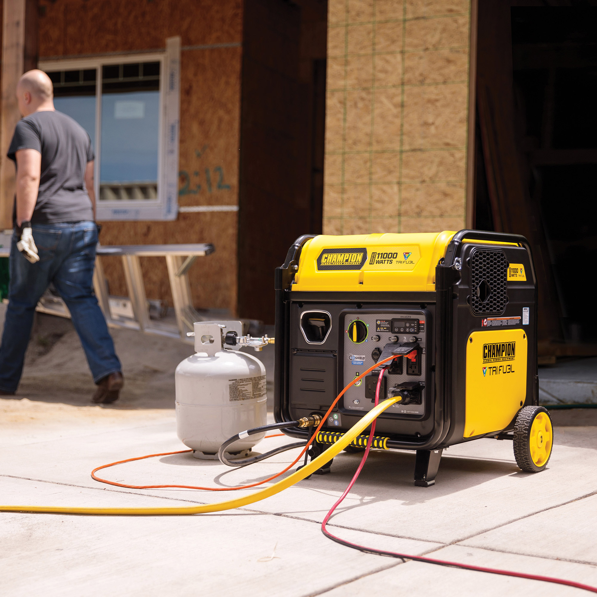 Champion 11000W Remote Start Tri-Fuel Portable Inverter Generator - Image 7