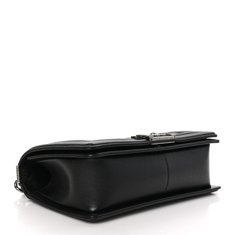 Chanel Black Quilted Caviar Leather Boy Flap Replica Handbag1:1High-quality replica