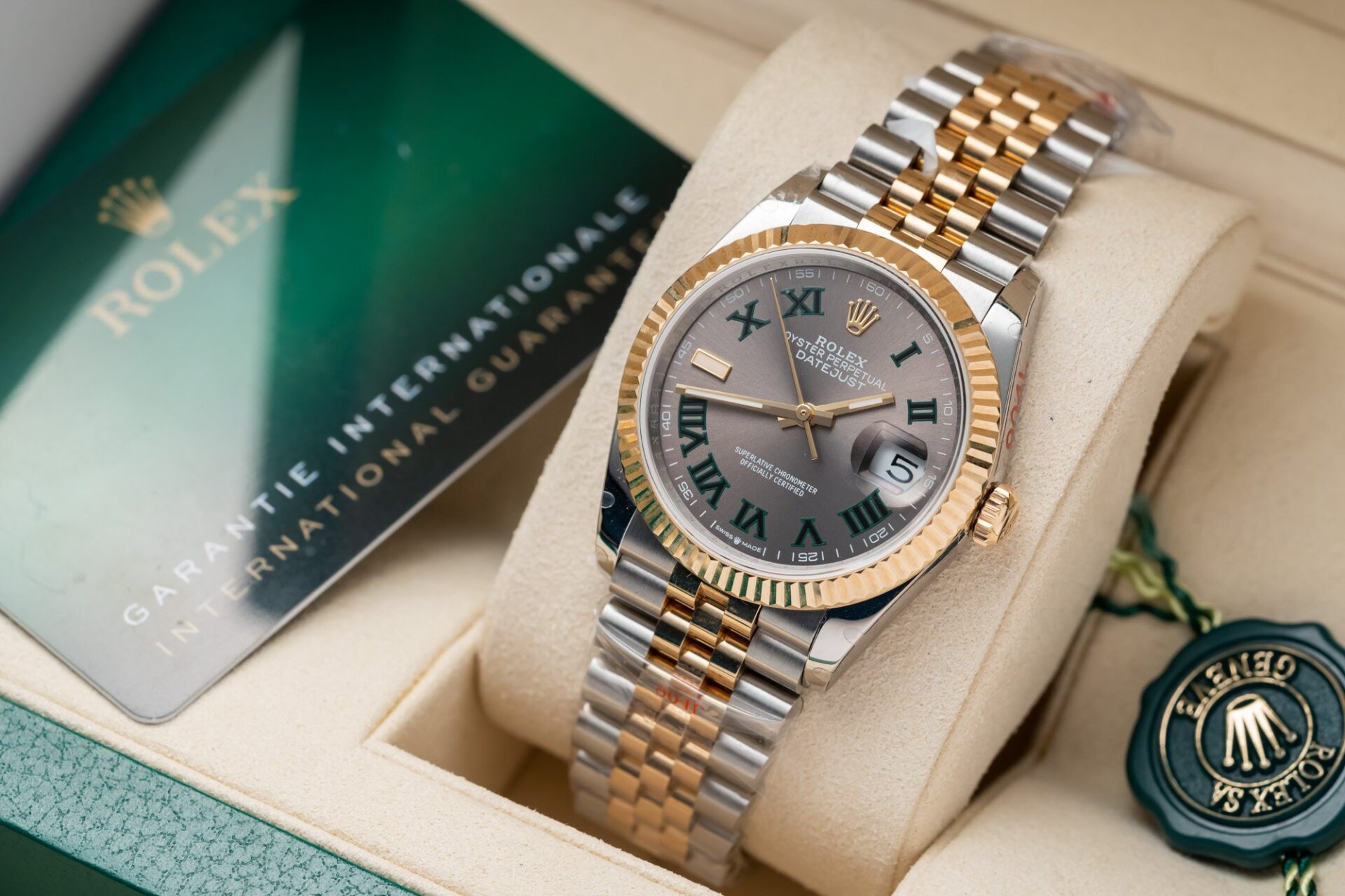 Rolex Replica Watch DateJust Dial Wimbledon Gold Wrapped GM Factory 36mm - Elite Watch Atelier