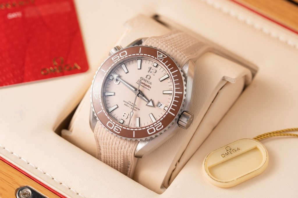 Omega Best Replica Watches Planet Ocean 600M Dial Light Pink VS Factory 43.5mm - Top club