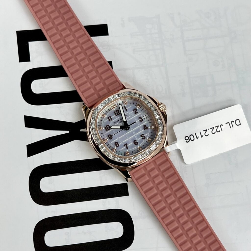Patek Philippe Replica 11 Watch Aquanaut 5072R Gold Wrapped Moissanite Diamond 35.6mm - Elite Watch Atelier