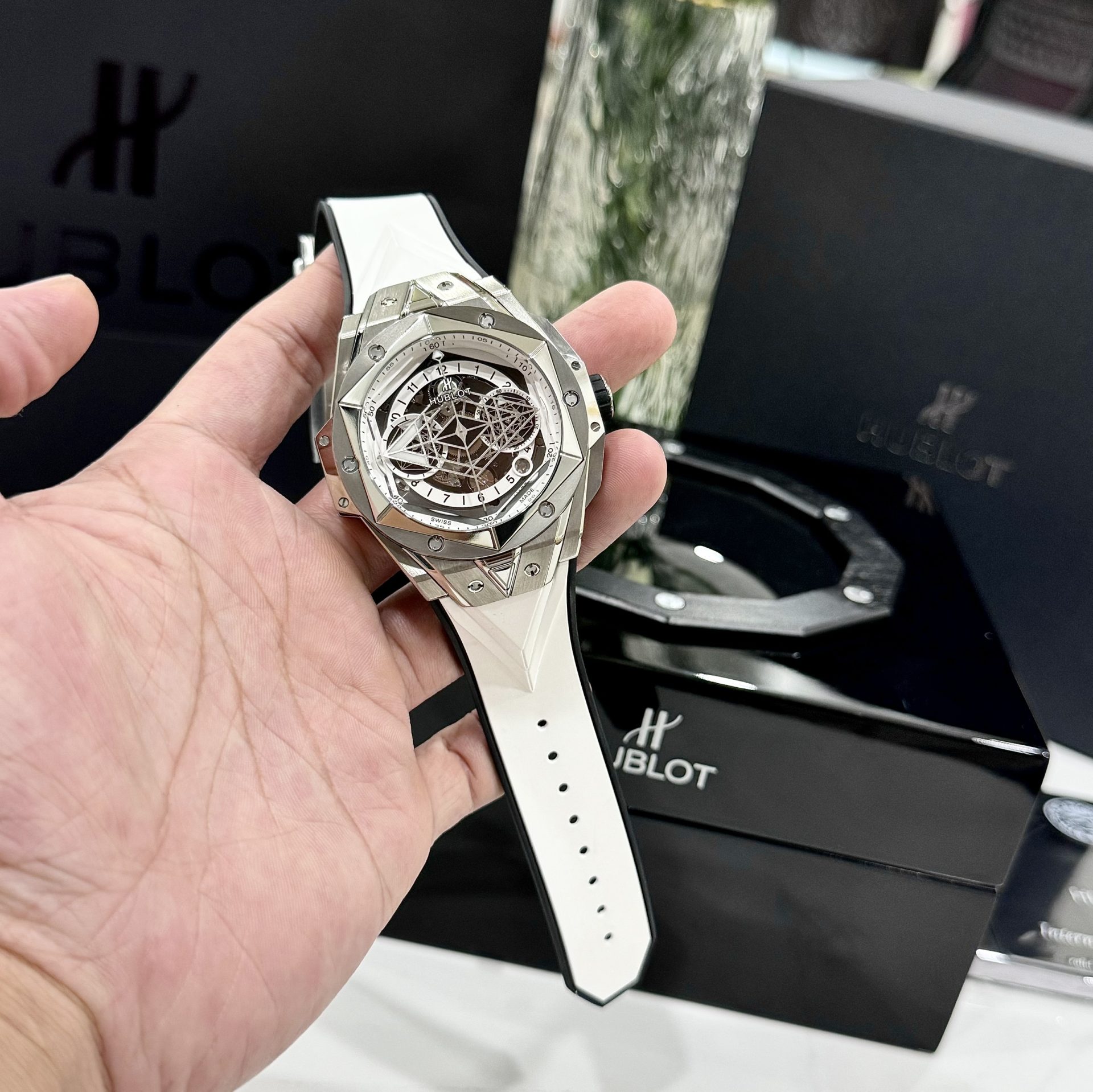Hublot Replica 1:1 Watches Big Bang Sang Bleu ll Titanium Men s Rubber Strap Factory BBF 45mm - Elite Watch Atelier