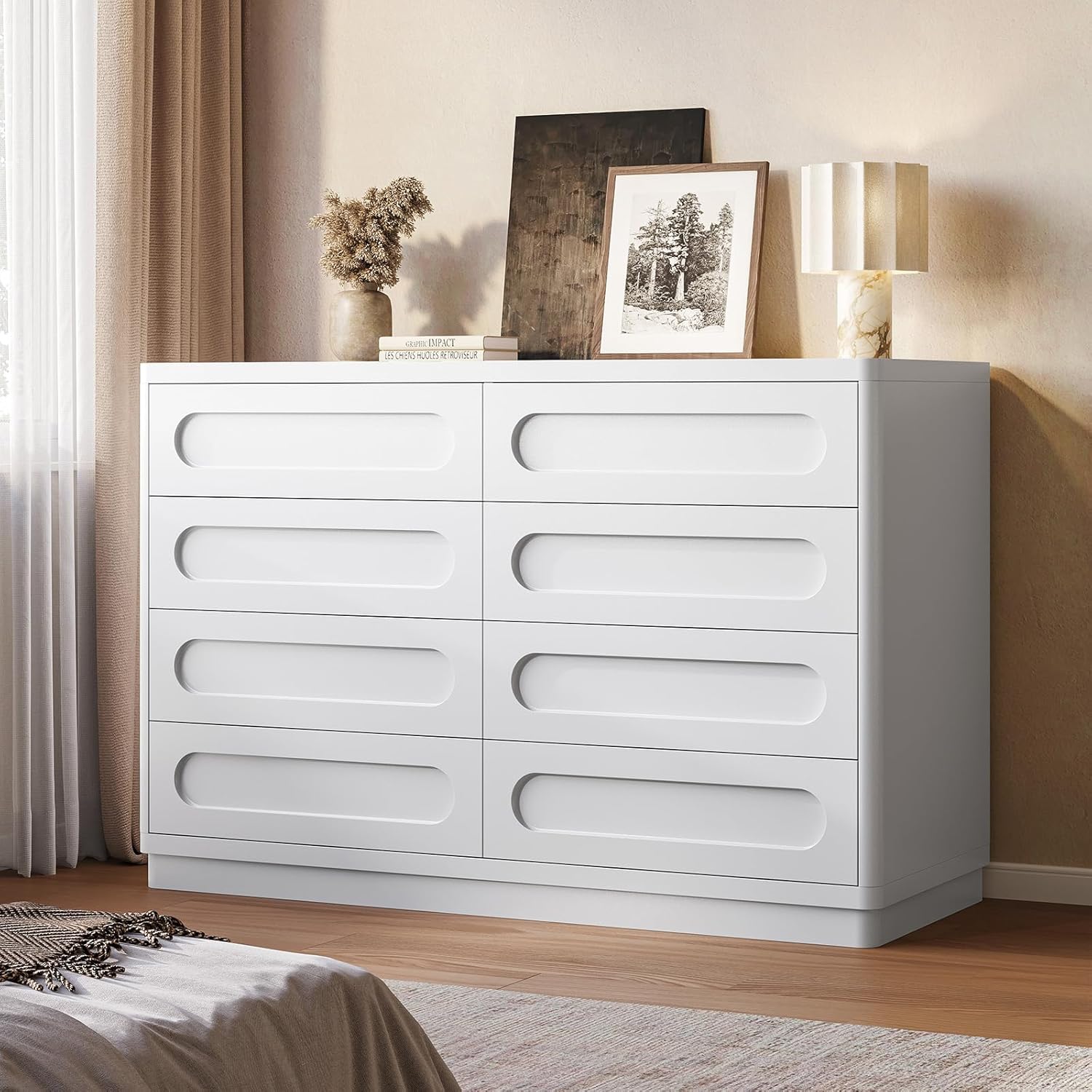 White Dresser for Bedroom with 8 Drawers, 47.2