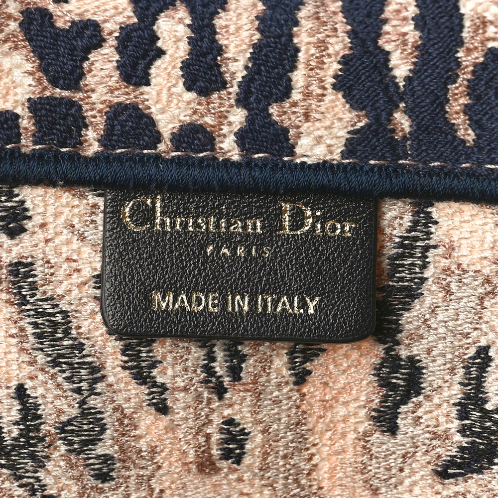 Dior Tie Dye Replica Tote – Mirror Quality & Stunning Design