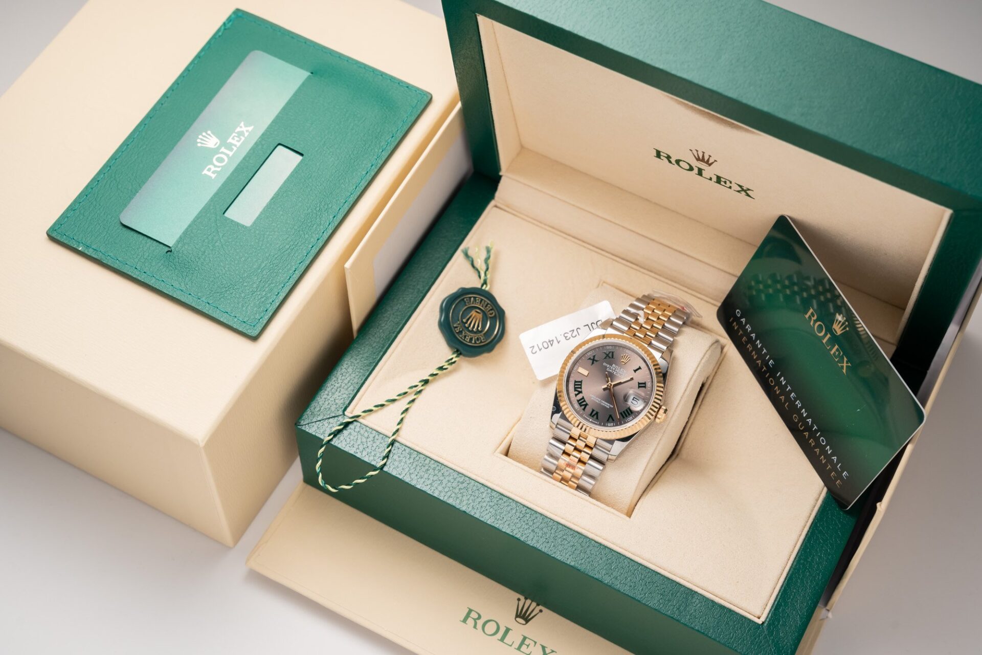 Rolex Replica Watch DateJust Dial Wimbledon Gold Wrapped GM Factory 36mm - Elite Watch Atelier