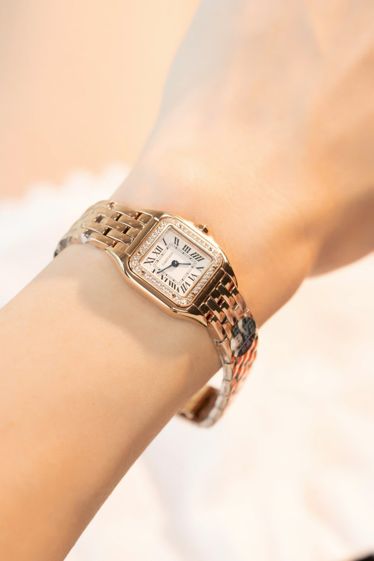 Cartier Panthere Replica Watch Rose Gold With Diamond Bezel 22mm - Elite Watch Atelier