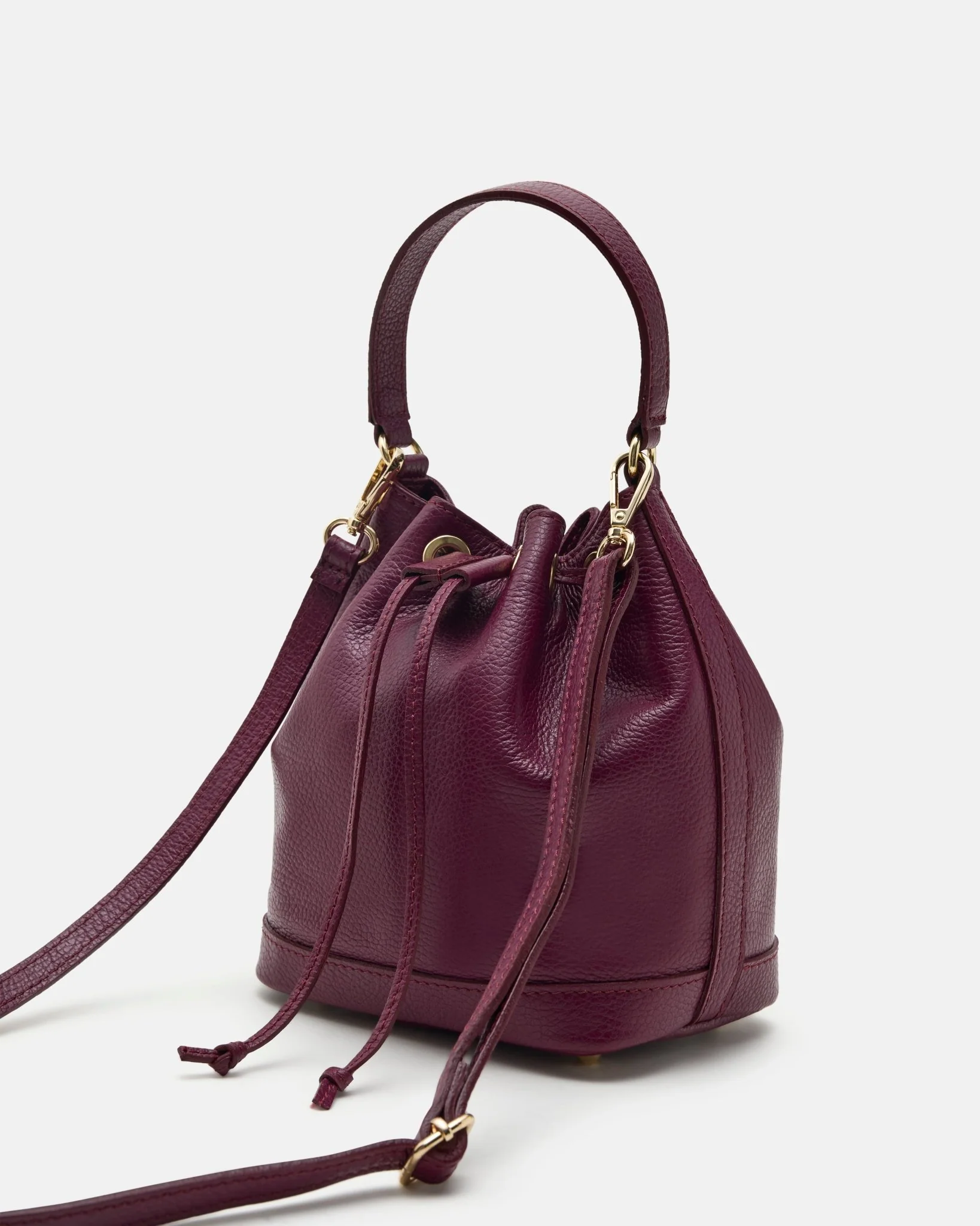 SAC SEAU SOPHIE/GR POURPRE - Sac en cuir grainé