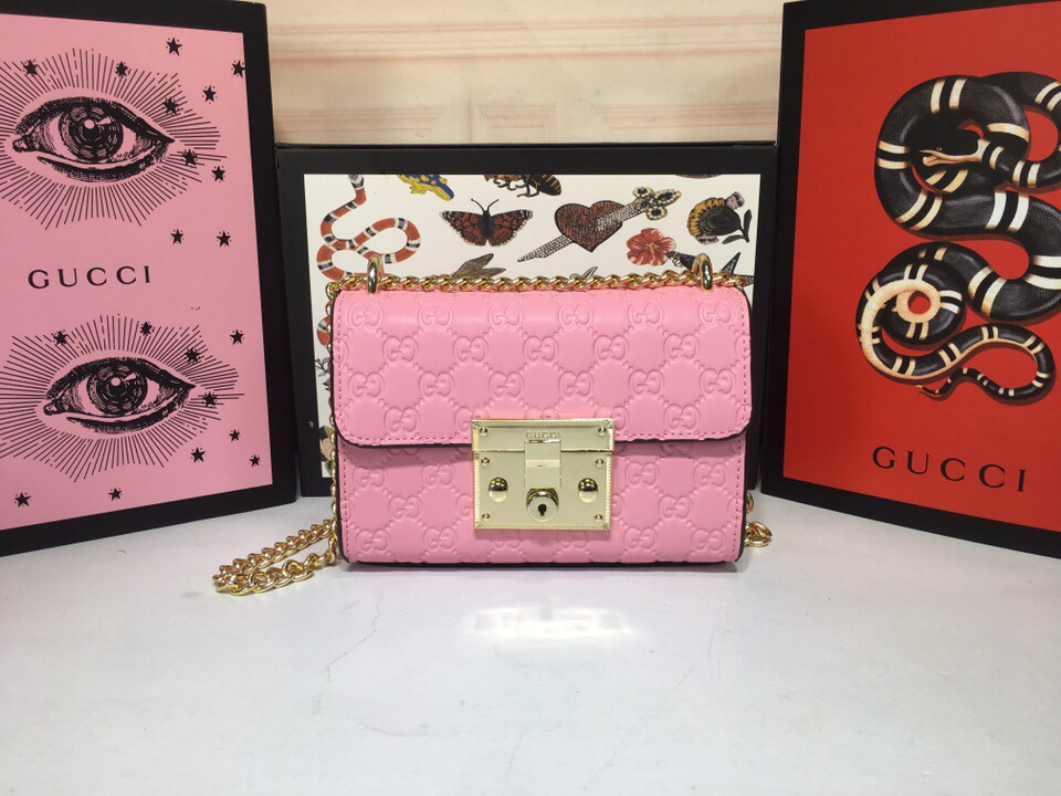 Replica Gucci Padlock Small Signature Shoulder Bag 4094871:1High-quality replica