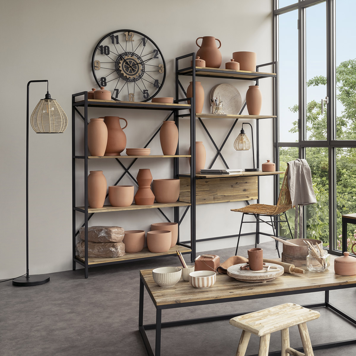 Clock"Mohan" Wood & metal, d.65 cm