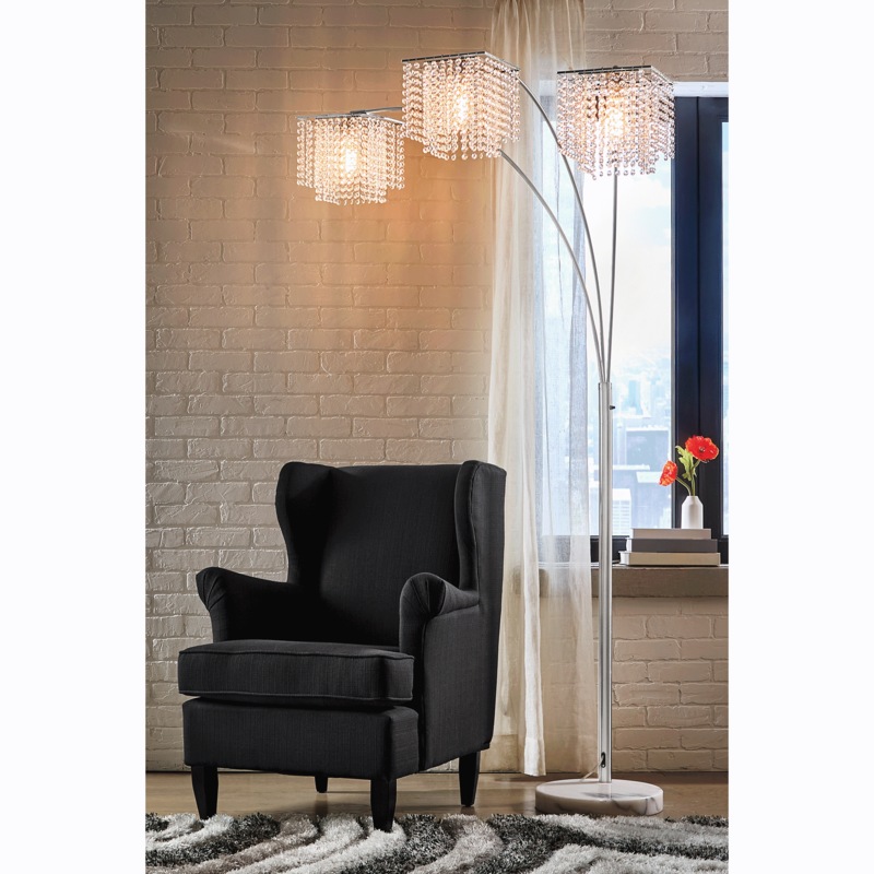 Three-Headed Crystal Lamp - MIDNIGHT VELVET CATALOG