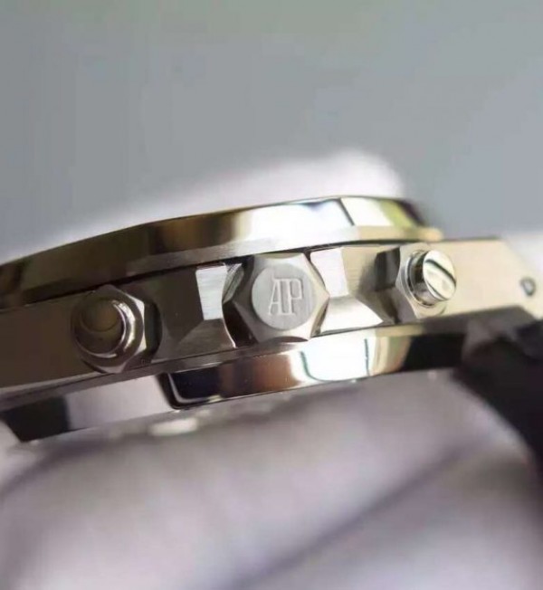 Replica Audemars Piguet Royal Oak Chronograph SS Black Dial Rubber Strap A7750 - Elite Watch Atelier