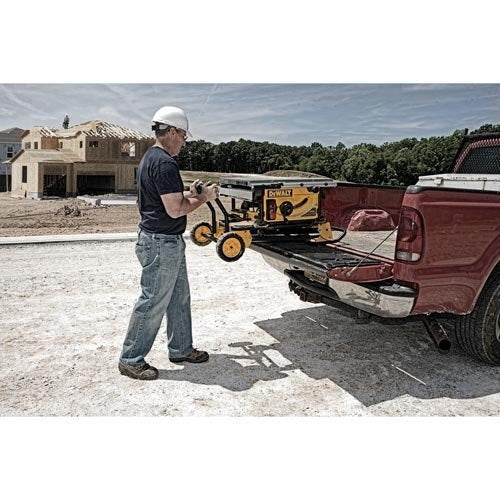 DEWALT 10 Inch Table Saw, 32-1/2 Inch Rip Capacity, 15 Amp Motor, With Rolling - Image 5