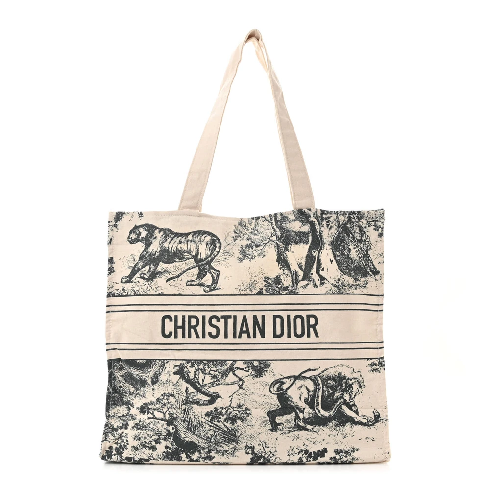 Dior Grey Straw Medium Tote – High-Quality Replica Insights