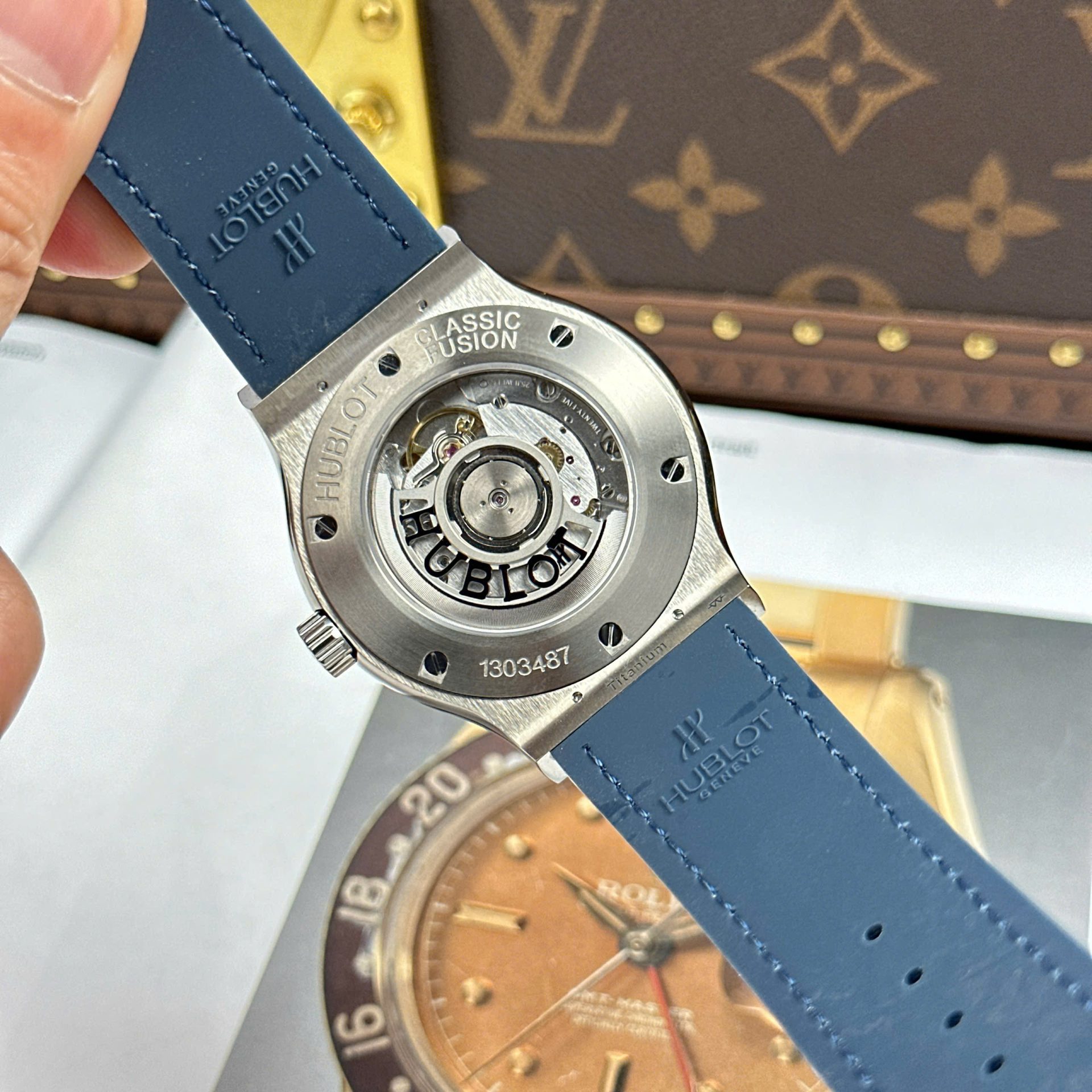 Hublot Classic Fusion Titanium Imitation Watches Blue Dial Weight 84 Grams Super Light JJZ Factory 42mm - Top club
