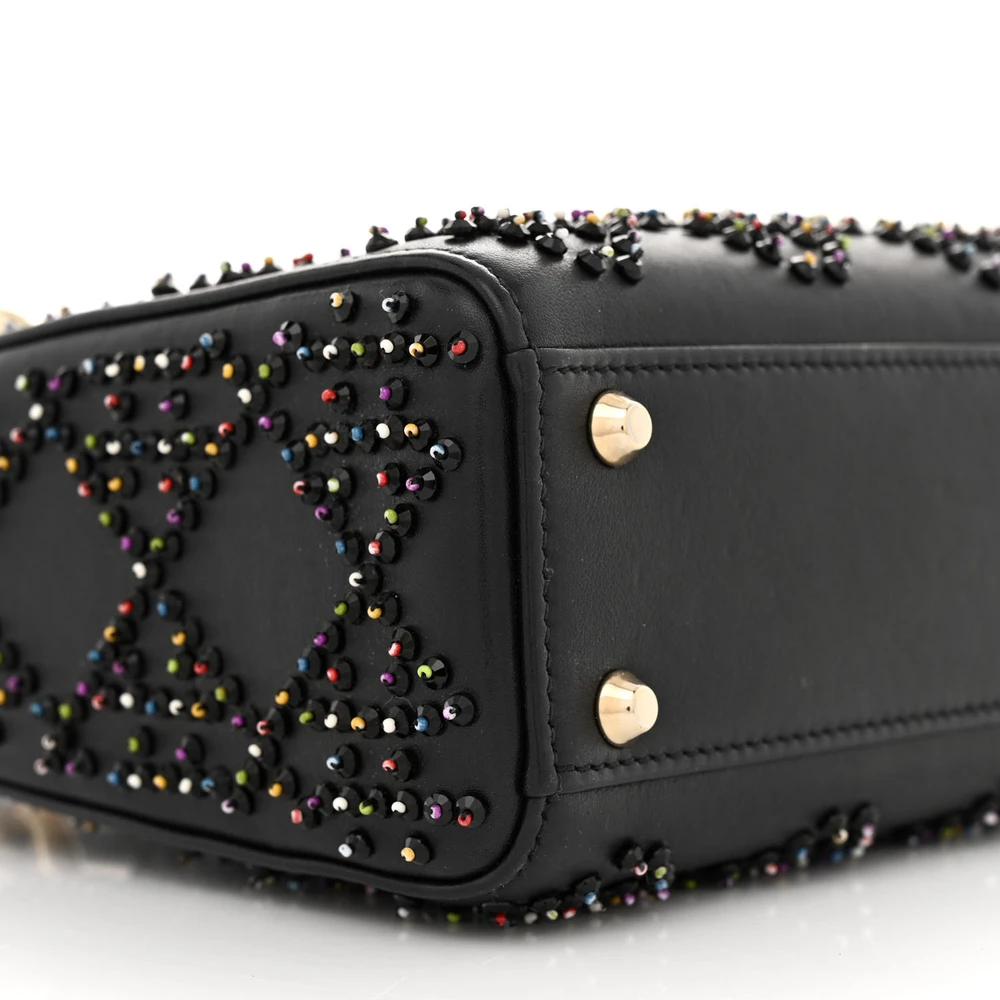 Superfake Handbags That Look and Feel Original1:1High-quality replica