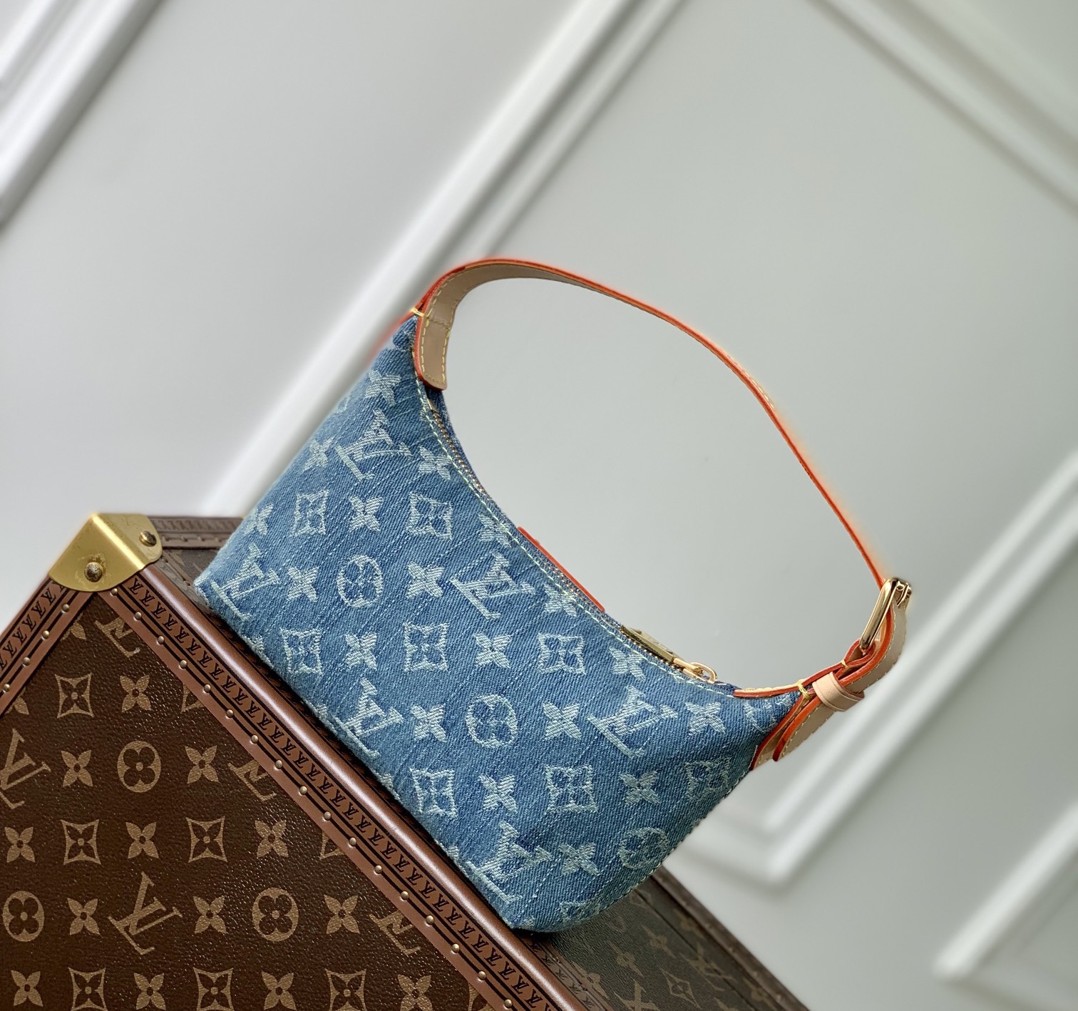 Louis Vuitton LV HILLS POCHETTE Denim Handbag M829491:1High-quality replica