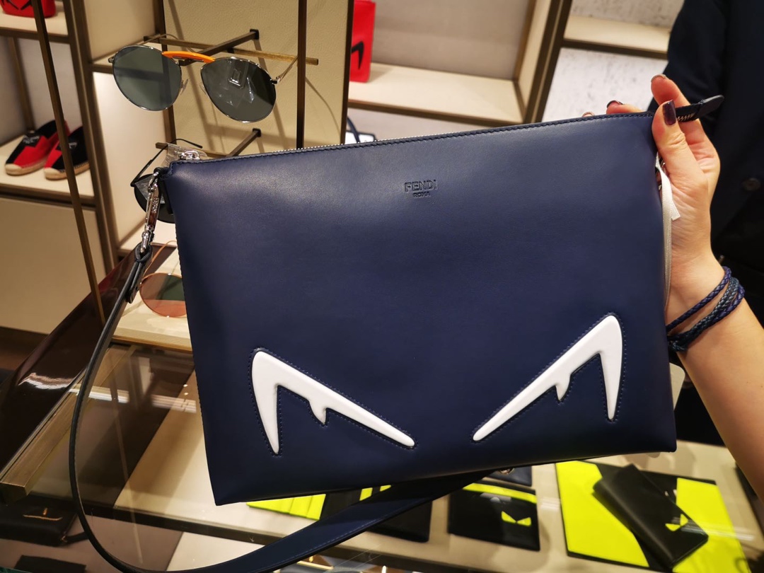 Fendi O'Lock Zipper - Replicaclubs