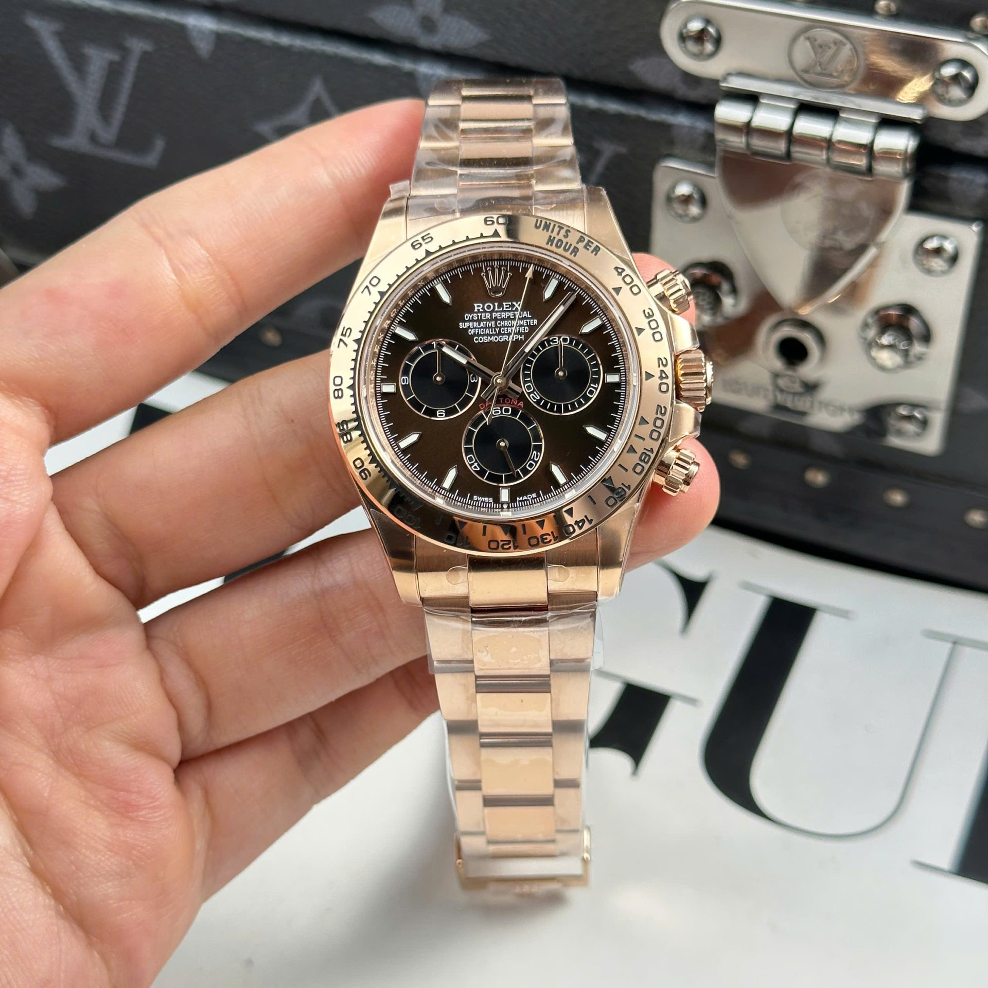 Rolex Cosmograph Daytona 126508 Clone Watches Chocolate Dial Oyster Strap THB Factory 40mm - Elite Watch Atelier