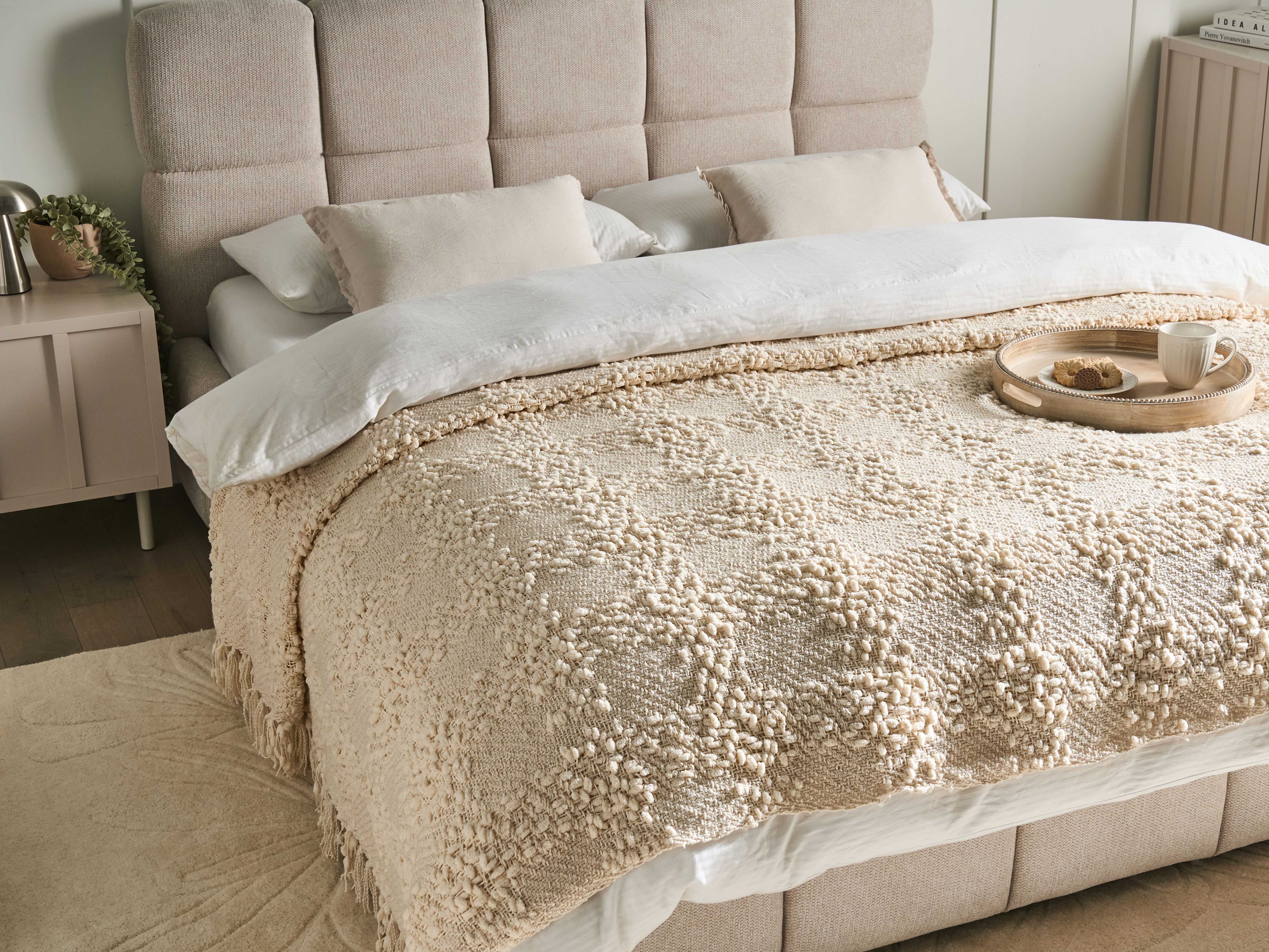 Blanket VELLA 220 x 240 cm Off-White