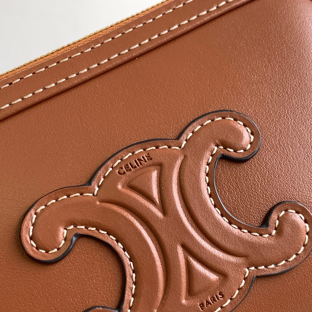 Celine Clutch Bag on Chain Cuir Triomphe in Smooth Calfskin1:1High-quality replica