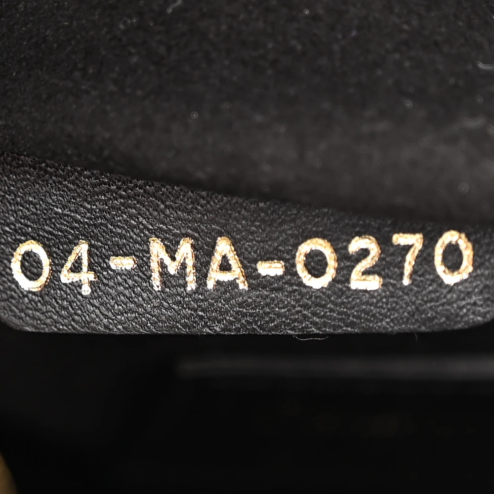 Superfake Handbags That Look and Feel Original1:1High-quality replica