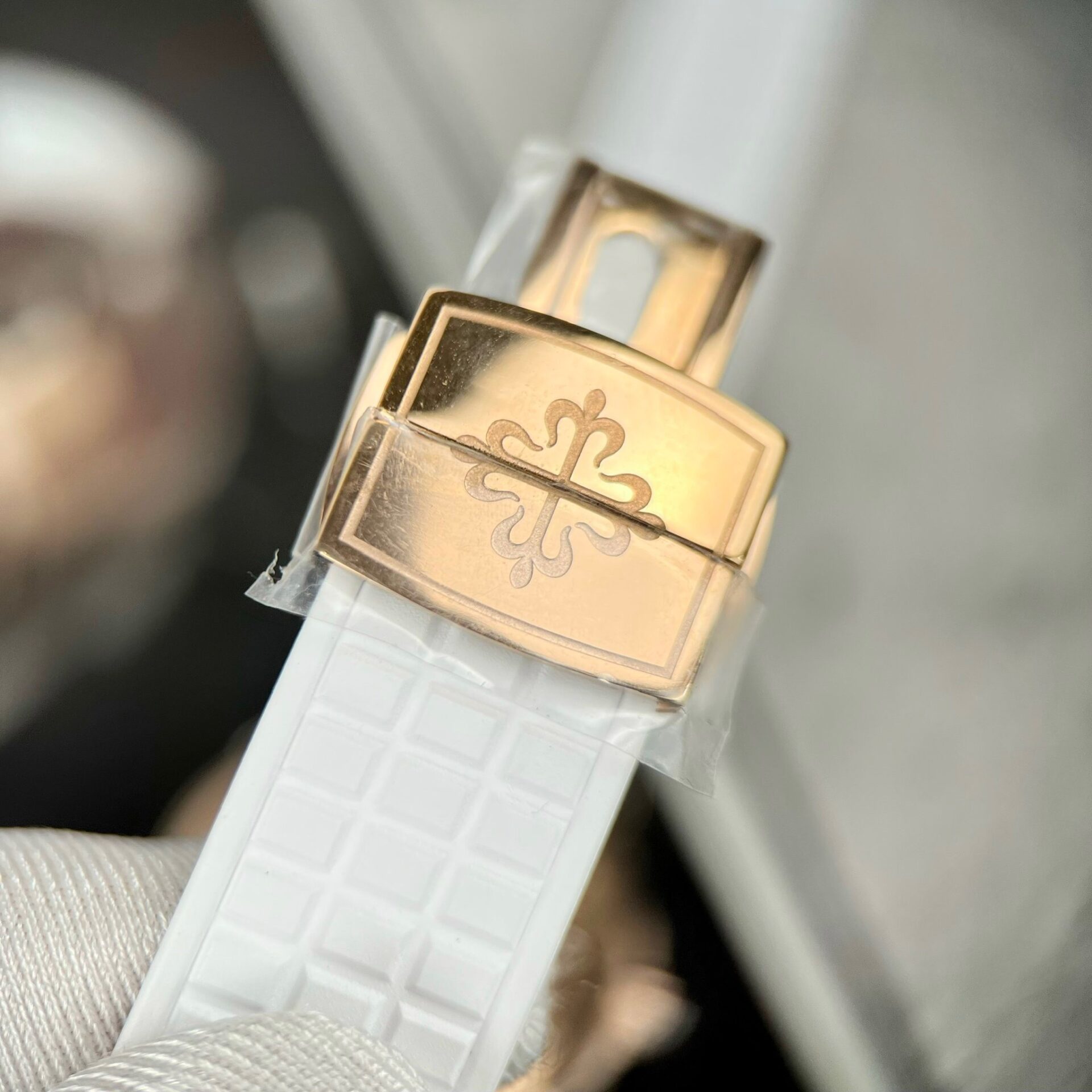 Patek Philippe Aquanaut 5069R With Moissanite Replica Watch PPF 35.2mm - Top club
