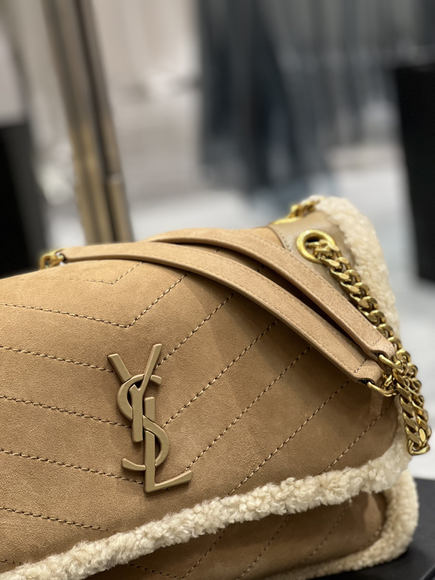 NIKI BABY CHAIN BAG IN CRINKLED VINTAGE LEATHER1:1High-quality replica