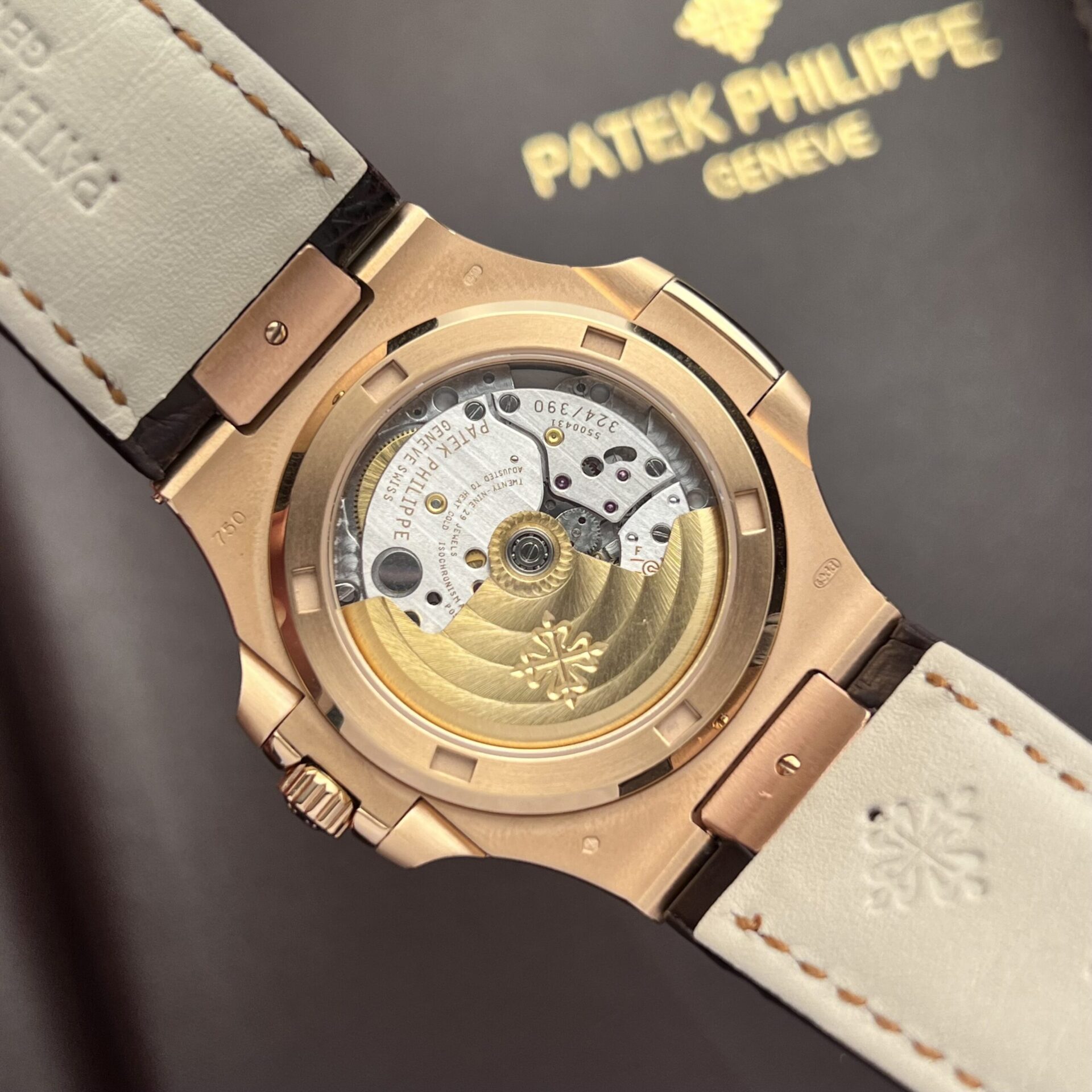 Patek Philippe Nautilus 5711 Replica Watch Leather Strap 3K Factory 40mm - Top club