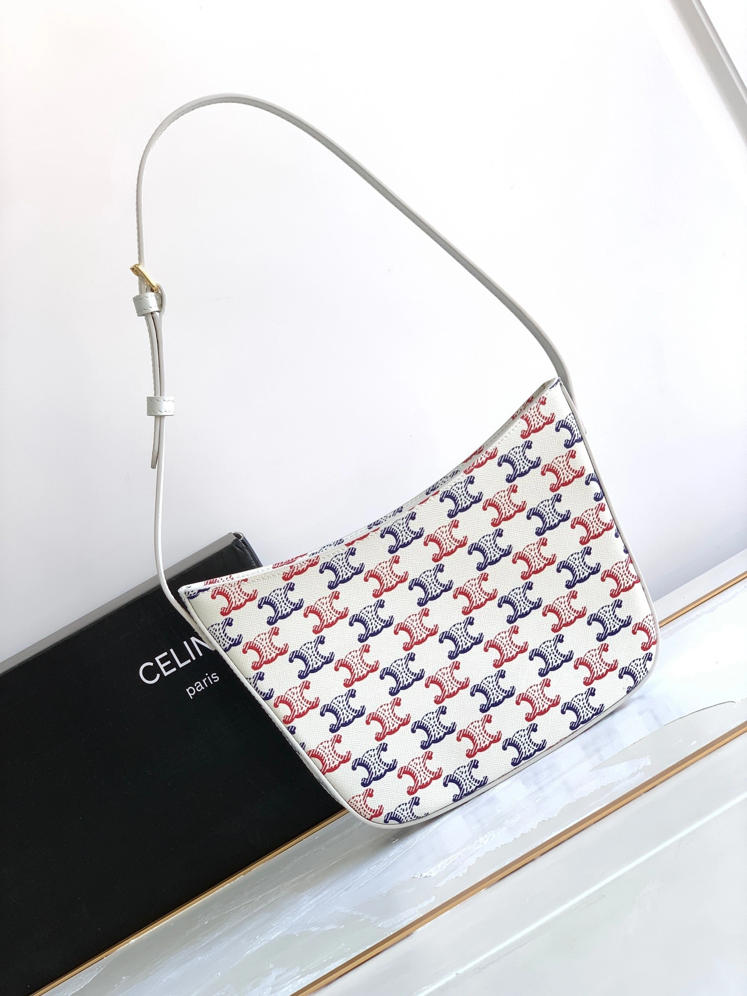 CELIN* MEDIUM CROQUE BAG - Tidelocker Bags Ru1:1High-quality replica