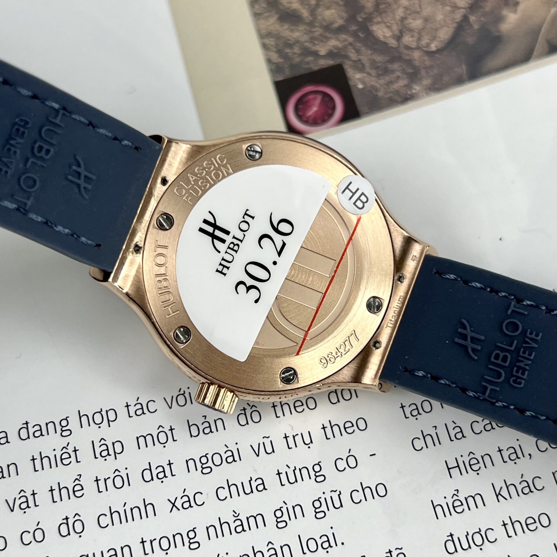 Hublot Replica 1: Watch Classic Fusion King Gold Women s Blue 33mm - Top club