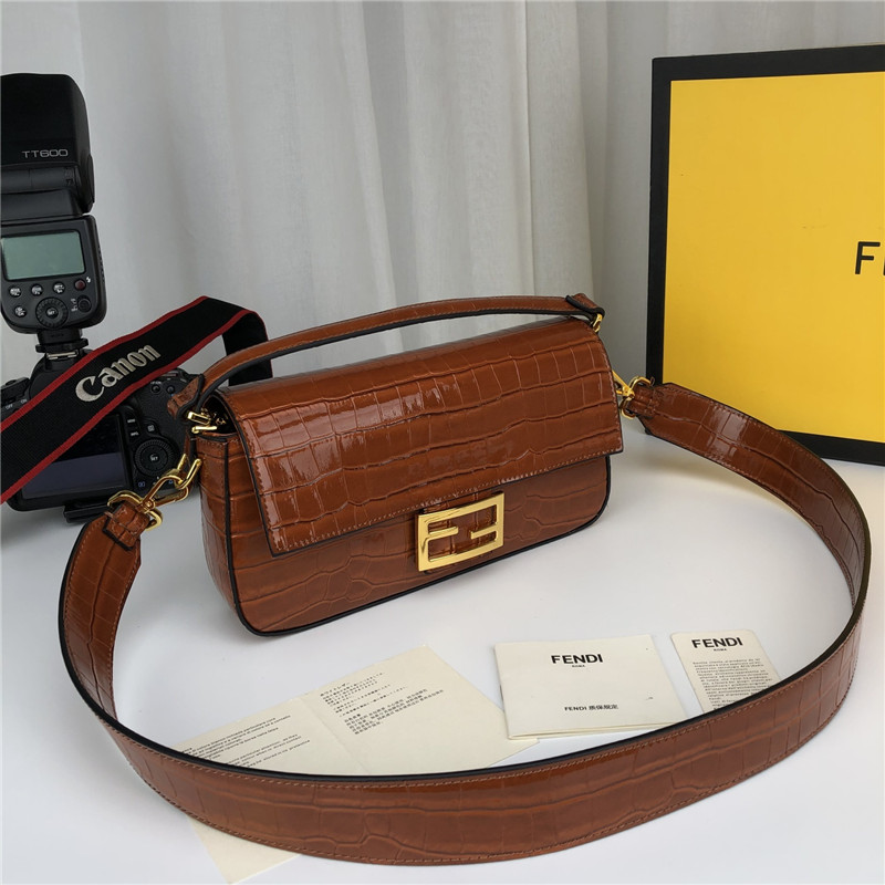 fendi crocodile baguette - Replicaclubs