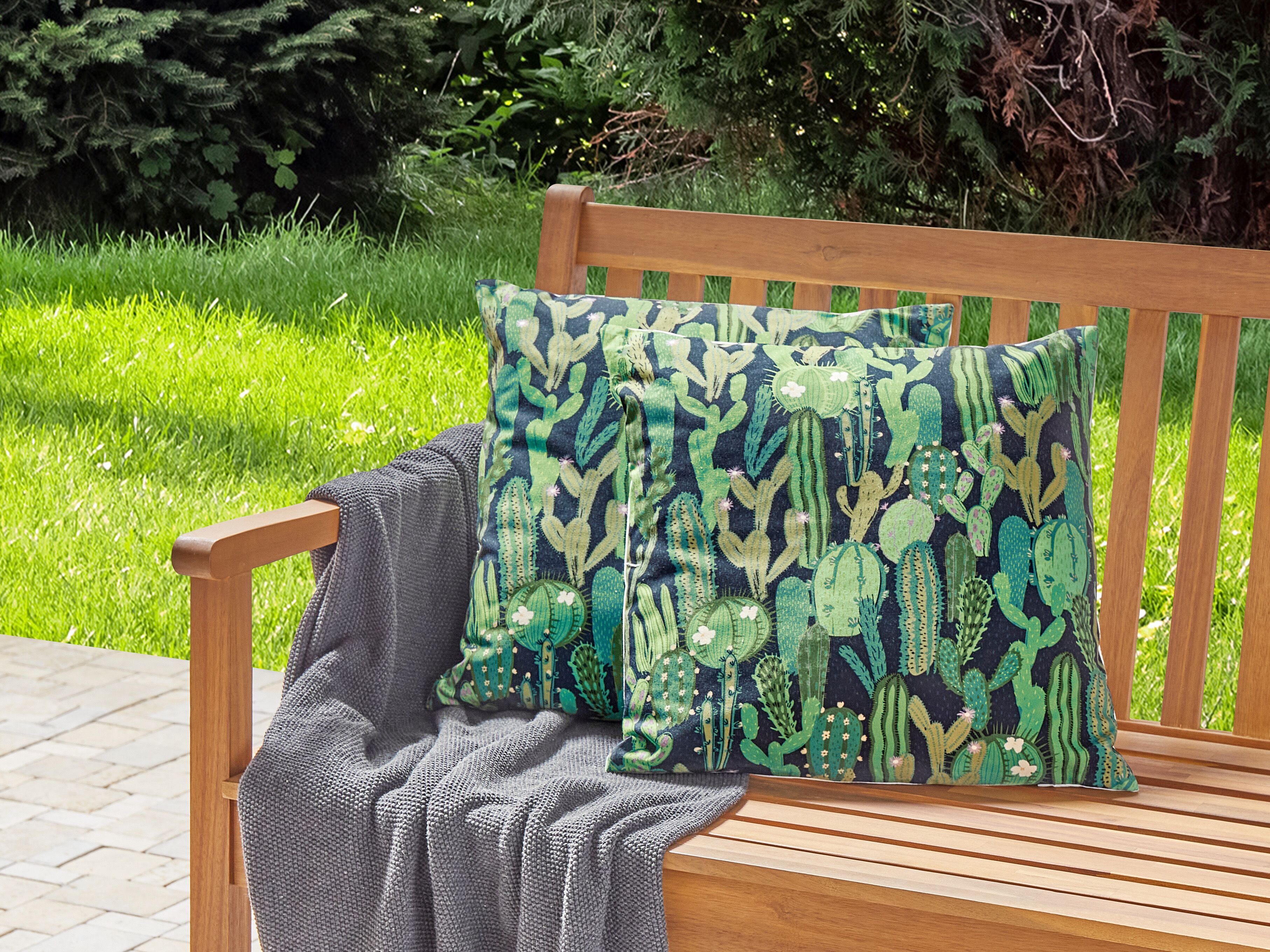 Set of 2 Outdoor Cushions BUSSANA Plant Pattern 45 x 45 cm Green
