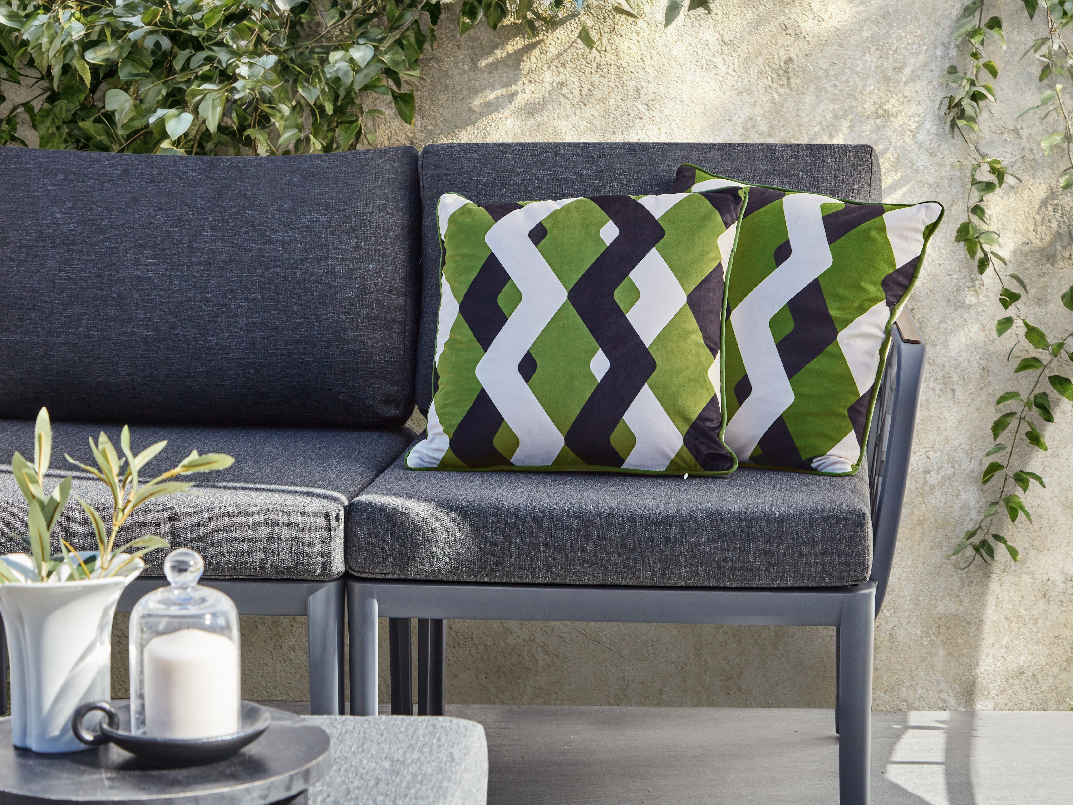 Set of 2 Outdoor Cushions SWAY Geometric Pattern 45 x 45 cm Multicolour