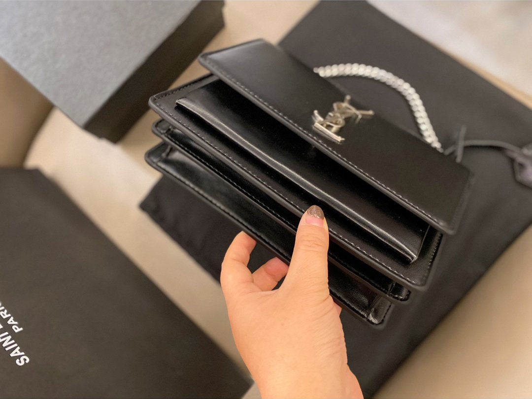 TO – Luxury Edition Bags SLY 1821:1High-quality replica