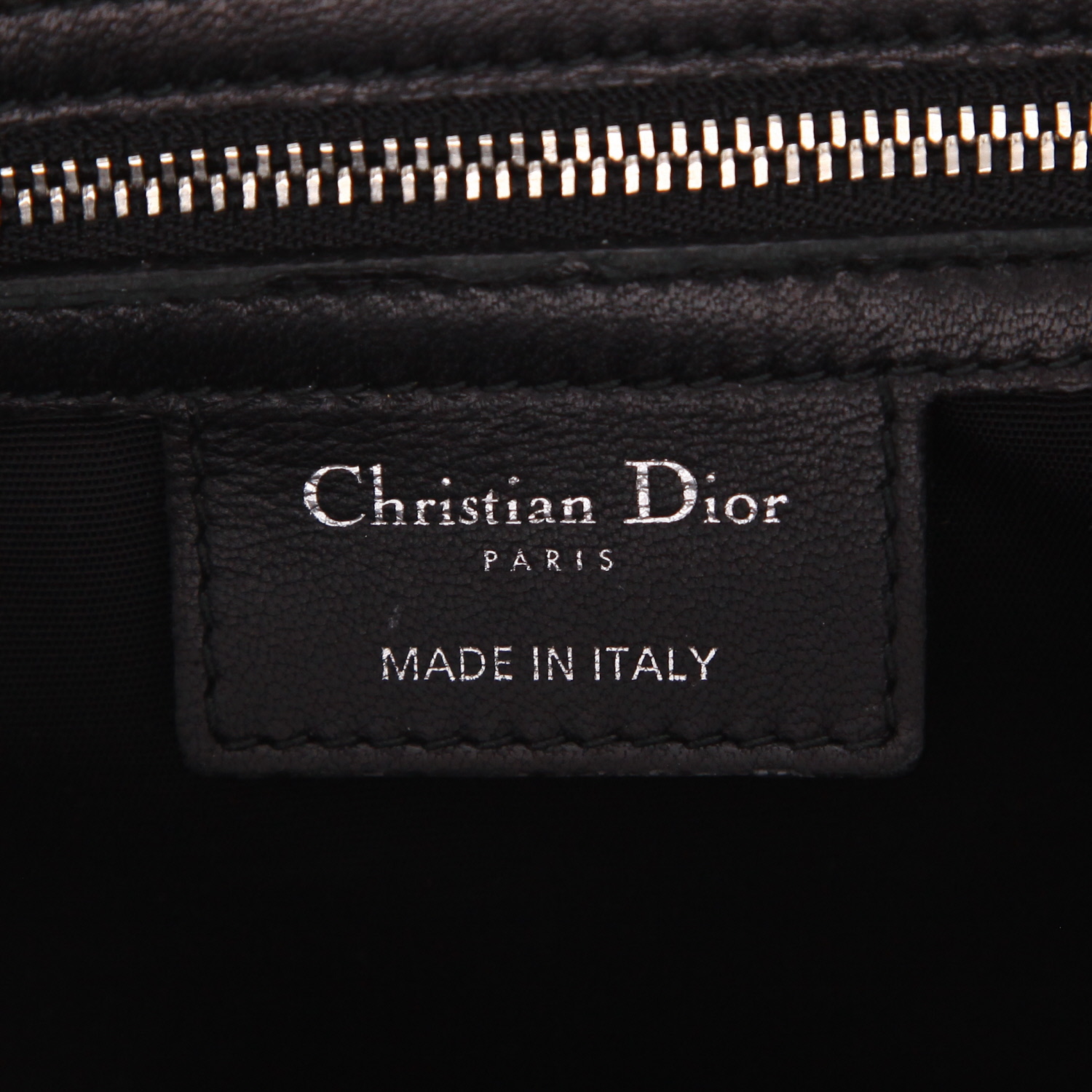 Dior handbag in black leather cannage1:1High-quality replica