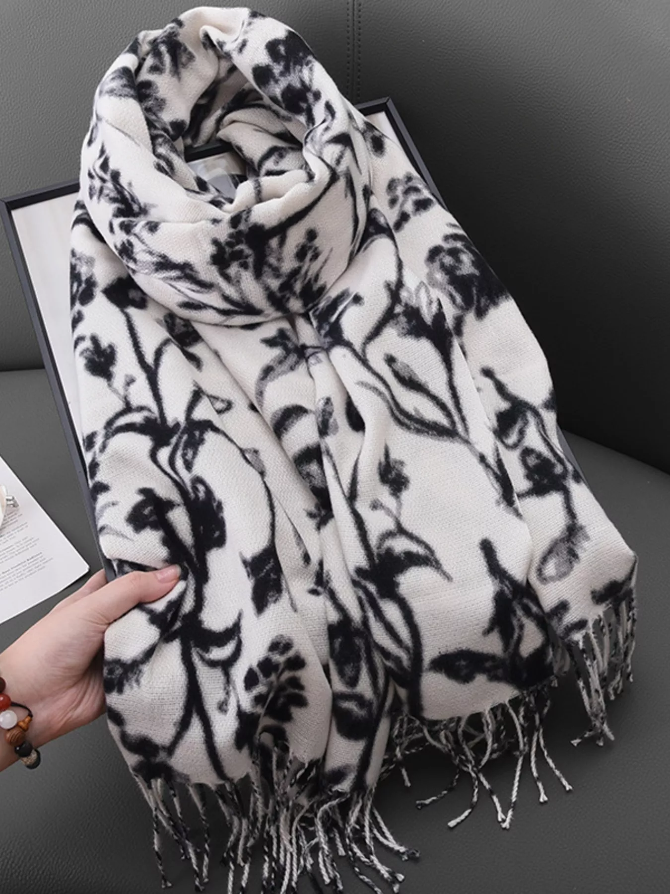 Floral Print Scarf with Fringe Detail - ZKZOOK