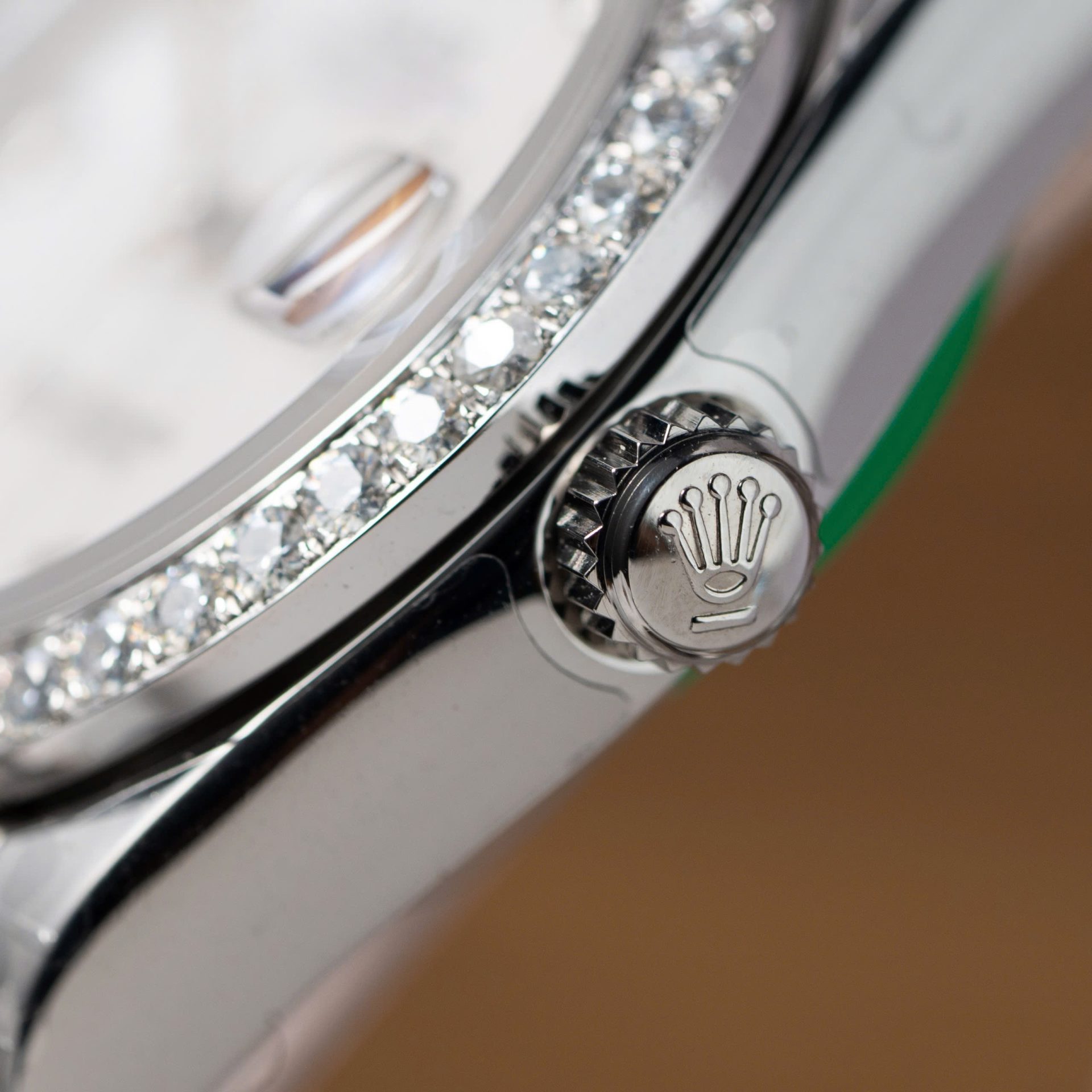 Rolex DateJust Replica Watch Mother Of Pearl Dial With Moissanite Bezel 31mm - Top club
