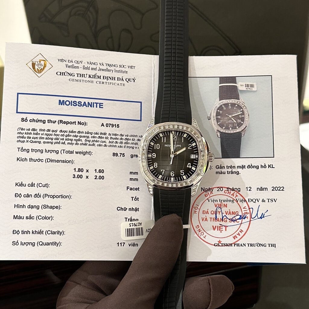 Patek Philippe Replica Watch Aquanaut 5167 Custom Moissanite Baguette Diamonds 40mm - Elite Watch Atelier