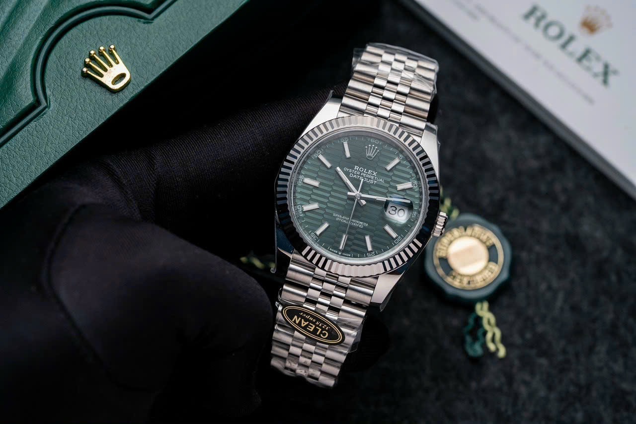 Rolex DateJust 126334 Replica Watch Green Dial Jubilee Strap Clean 41mm - Top club
