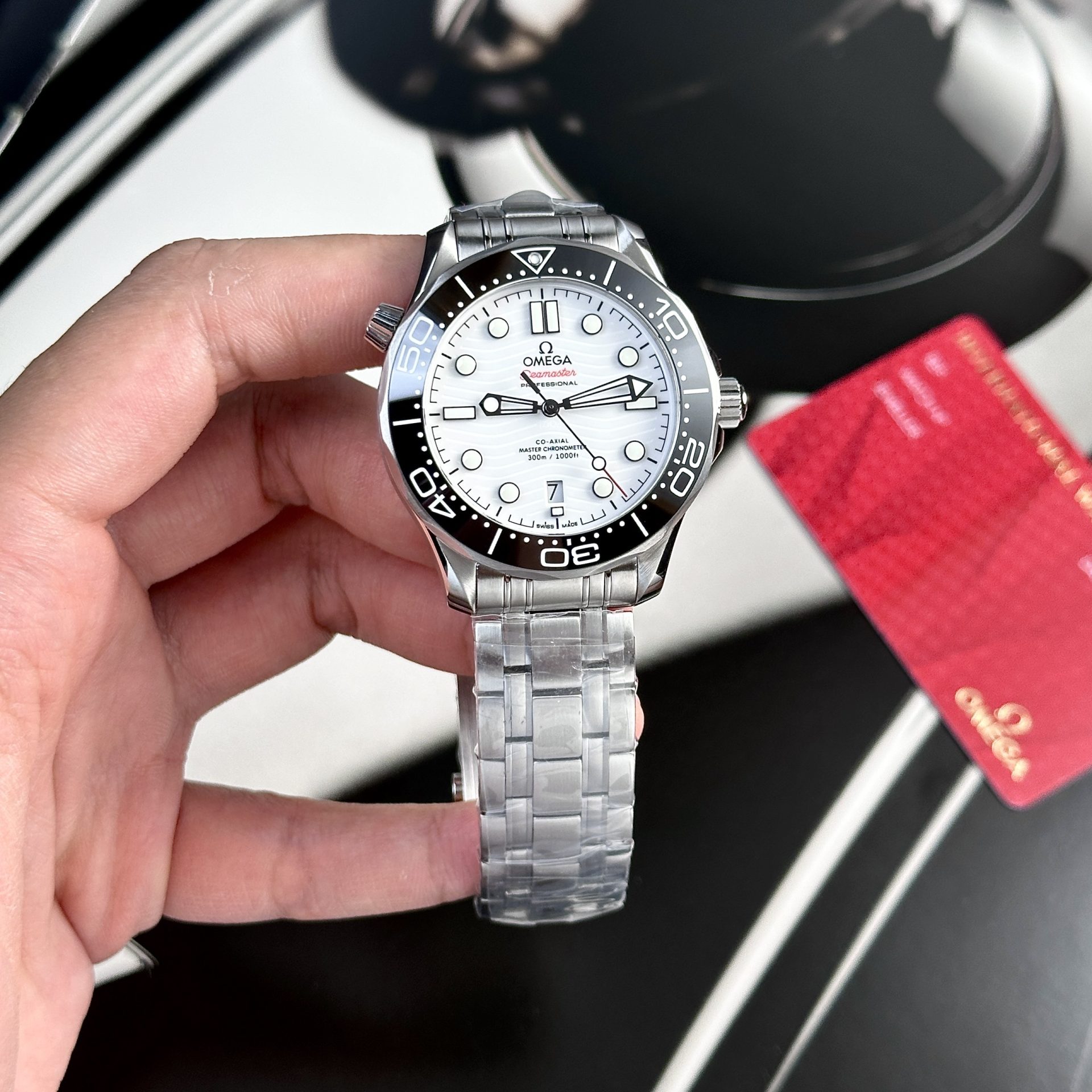 Omega Replica Watches Seamaster Diver 300M White Dial VS Factory 42mm - Elite Watch Atelier
