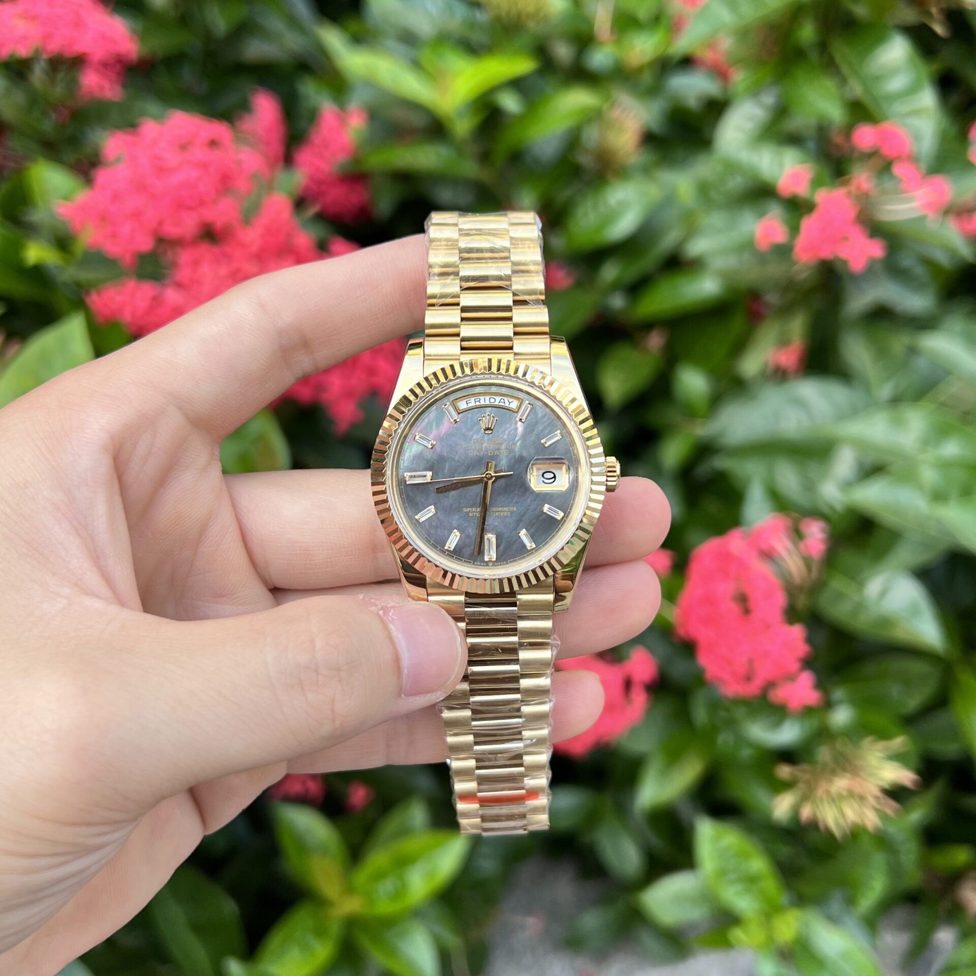 Rolex Replica Watch Day-Date Purple Mother of Pearl Dial Yellow Gold 40mm - Elite Watch Atelier