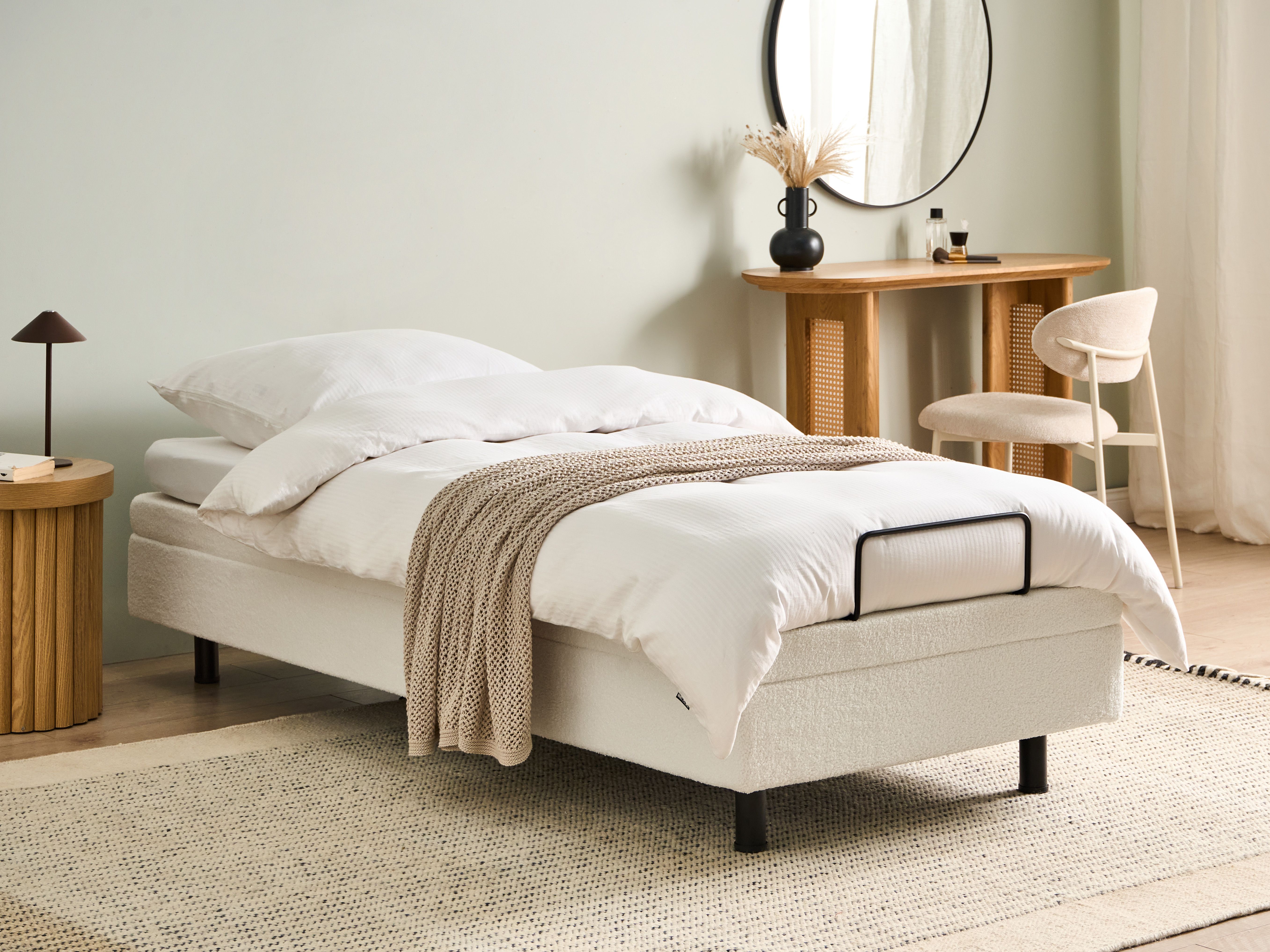 Adjustable Bed without Headboard Boucle DUKE 90 x 200 cm (EU Single) Off-White