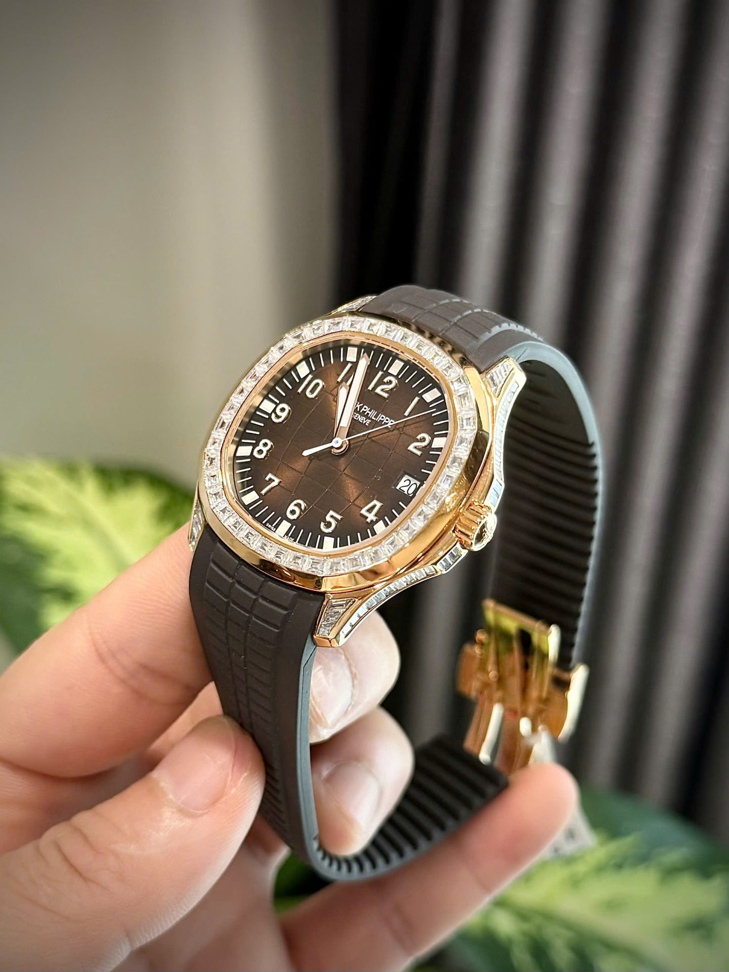 Patek Philippe Aquanaut 5167R Custom Gold Wrapped + Moissanite Diamonds 40mm - Top club
