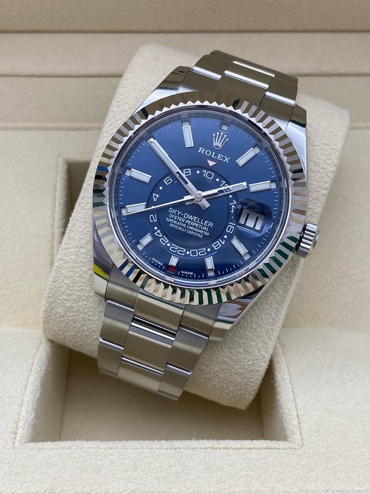 Sky Dweller Blue Dial 18K White Gold Bezel Steel Jubilee Men's Watch 326934(1:1 replica) - Top club