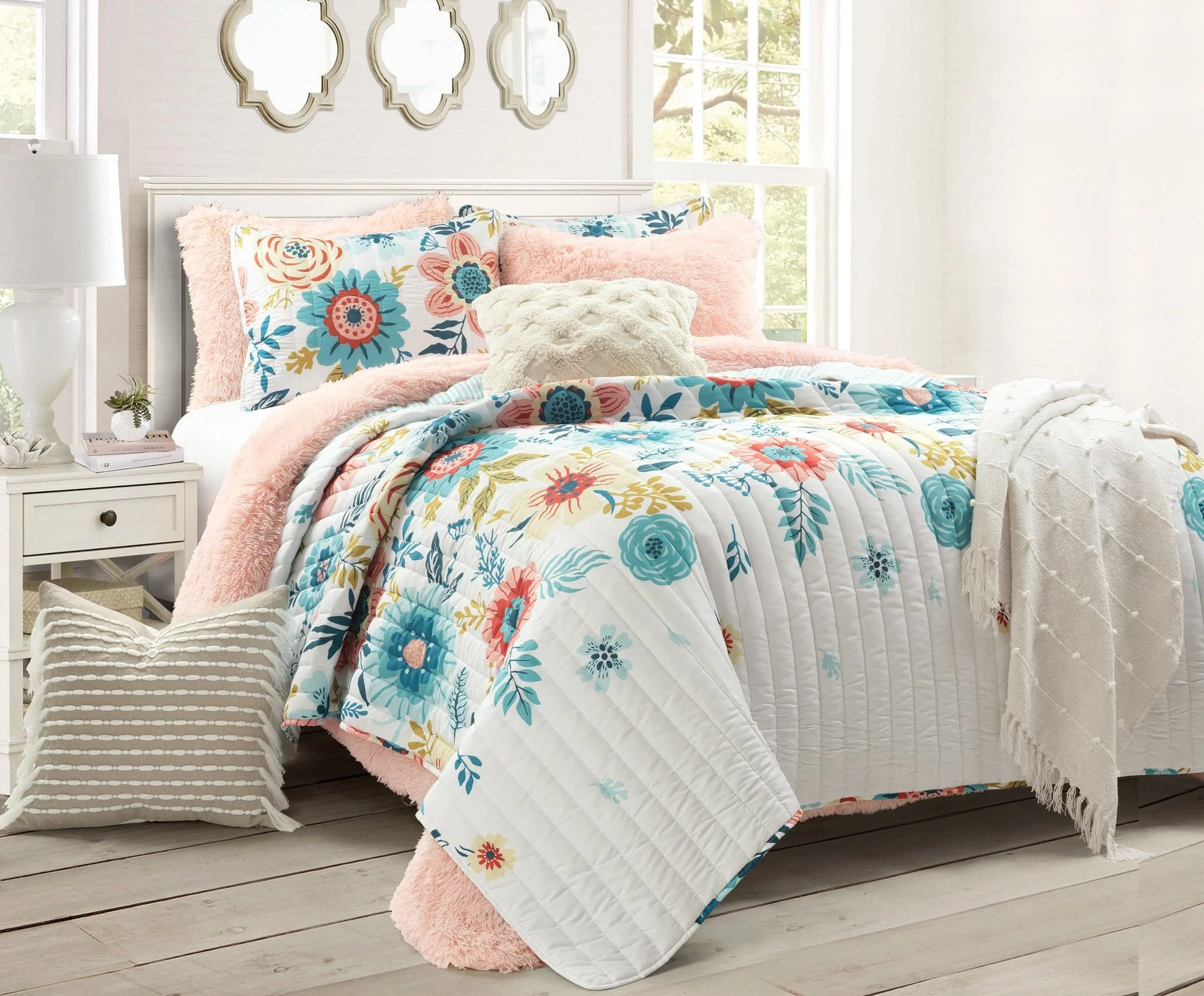 Lush Decor Cottage Core Ariana Flower Reversible Oversized Quilt Blue/Dusty Pink 3Pc Set Full/Queen