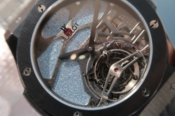 Replica Hublot Classic Fusion Tourbillon 45mm TF PVD Purple Skeleton Dial Black Gummy Strap A23J - Elite Watch Atelier