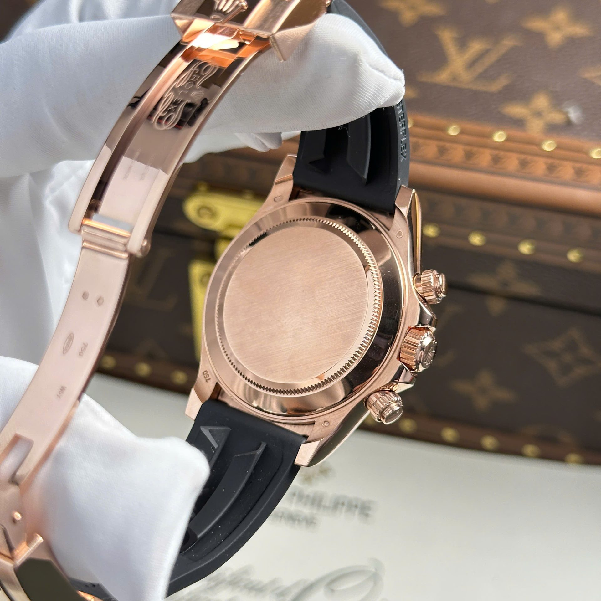 Rolex Cosmograph Daytona 116515LN Black Dial Replica 11 Watch Gold Wrapped 40mm - Elite Watch Atelier