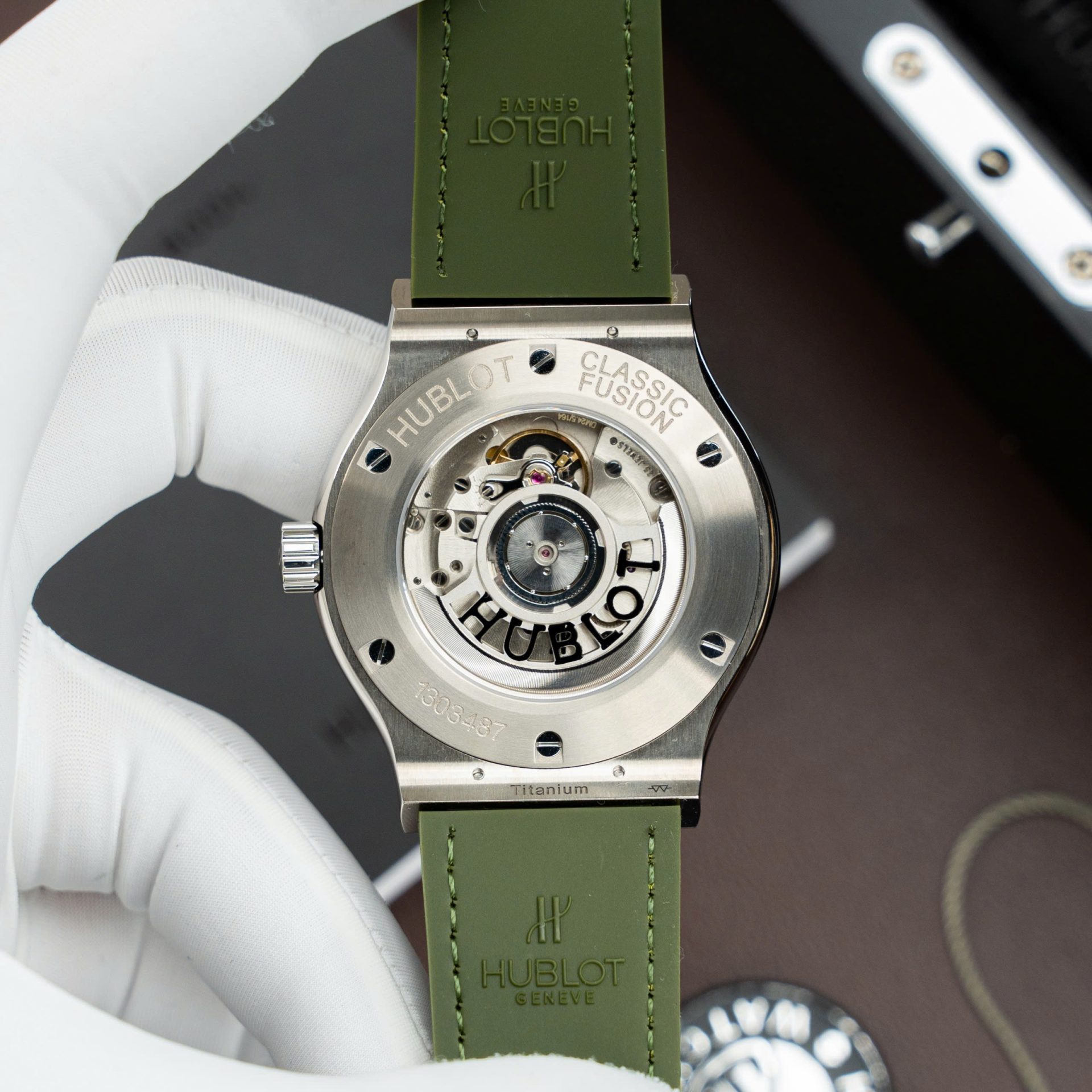 Hublot Classic Fusion Titanium Black Replica Watches Movement SW300 Weight 84 Gram 42mm - Top club
